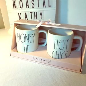 Rae Dunn mugs